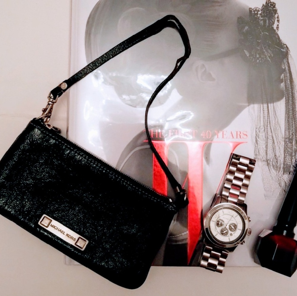 SOLD! Michael Kors Patent Wristlet